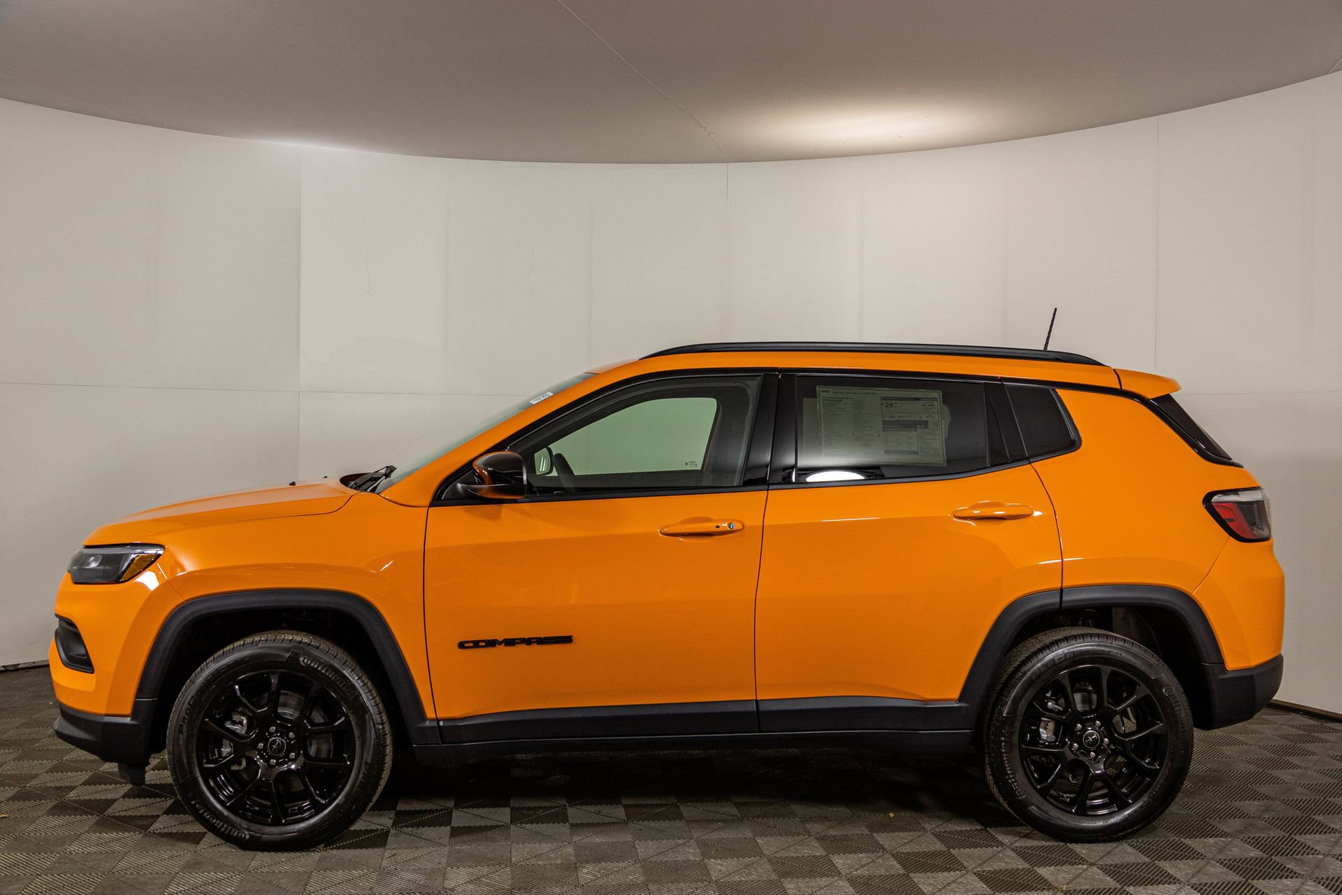 New 2026 Jeep Compass Latitude image 17