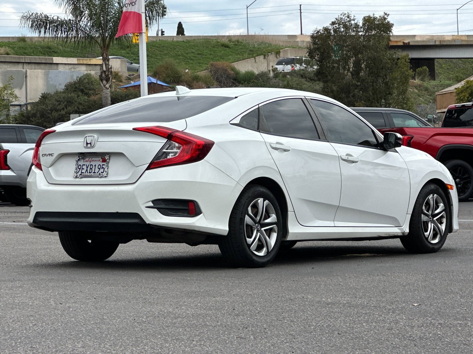 Used 2017 Honda Civic EX image 5