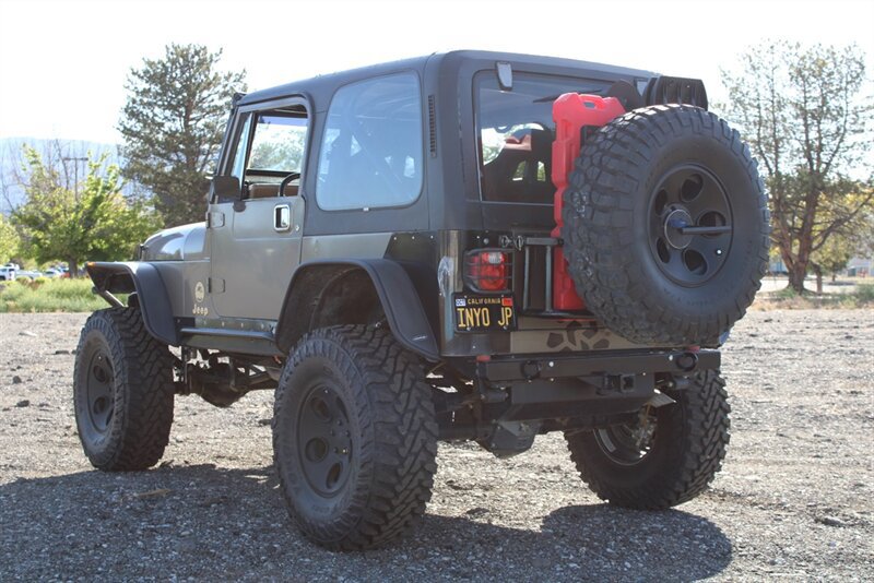 Used 1988 Jeep Wrangler Sahara AWD/4WD image 2