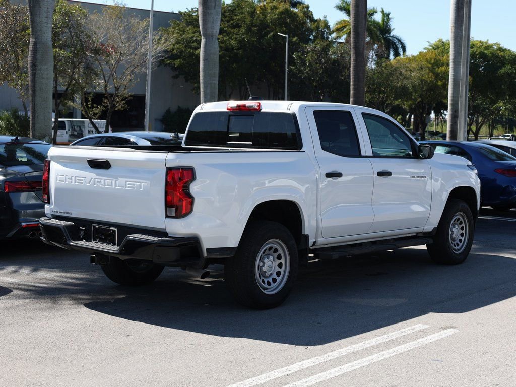 Used 2025 Chevrolet Colorado W/T image 5