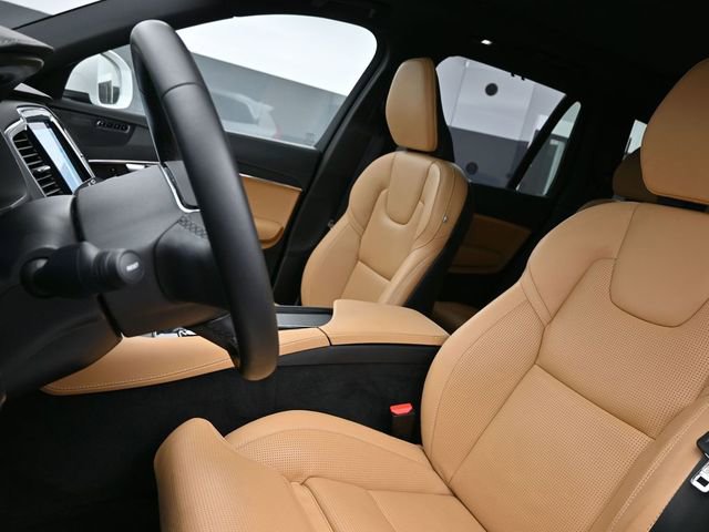 Used 2023 Volvo XC90 B6 Ultimate image 10