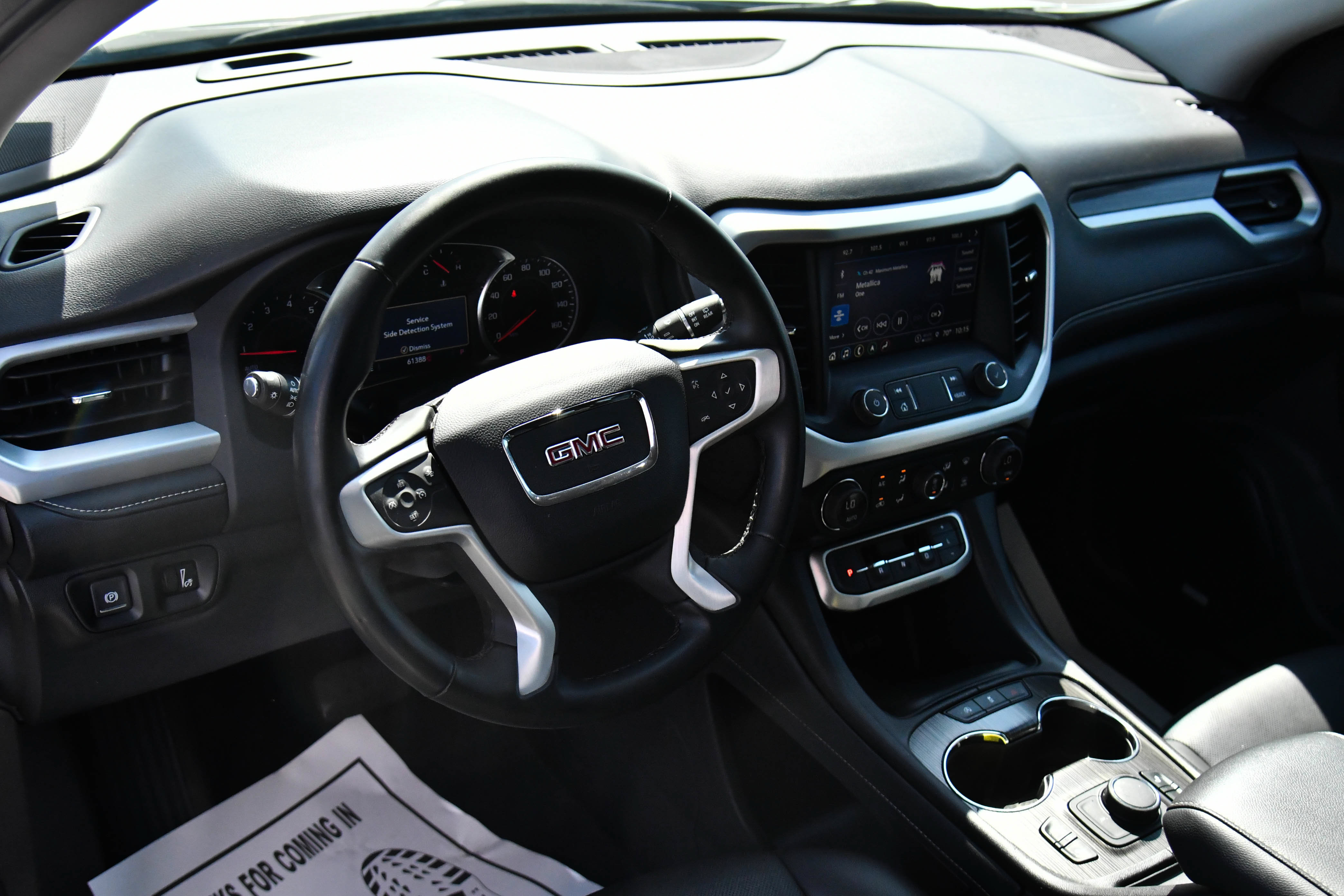 Used 2023 GMC Acadia SLT FWD image 16