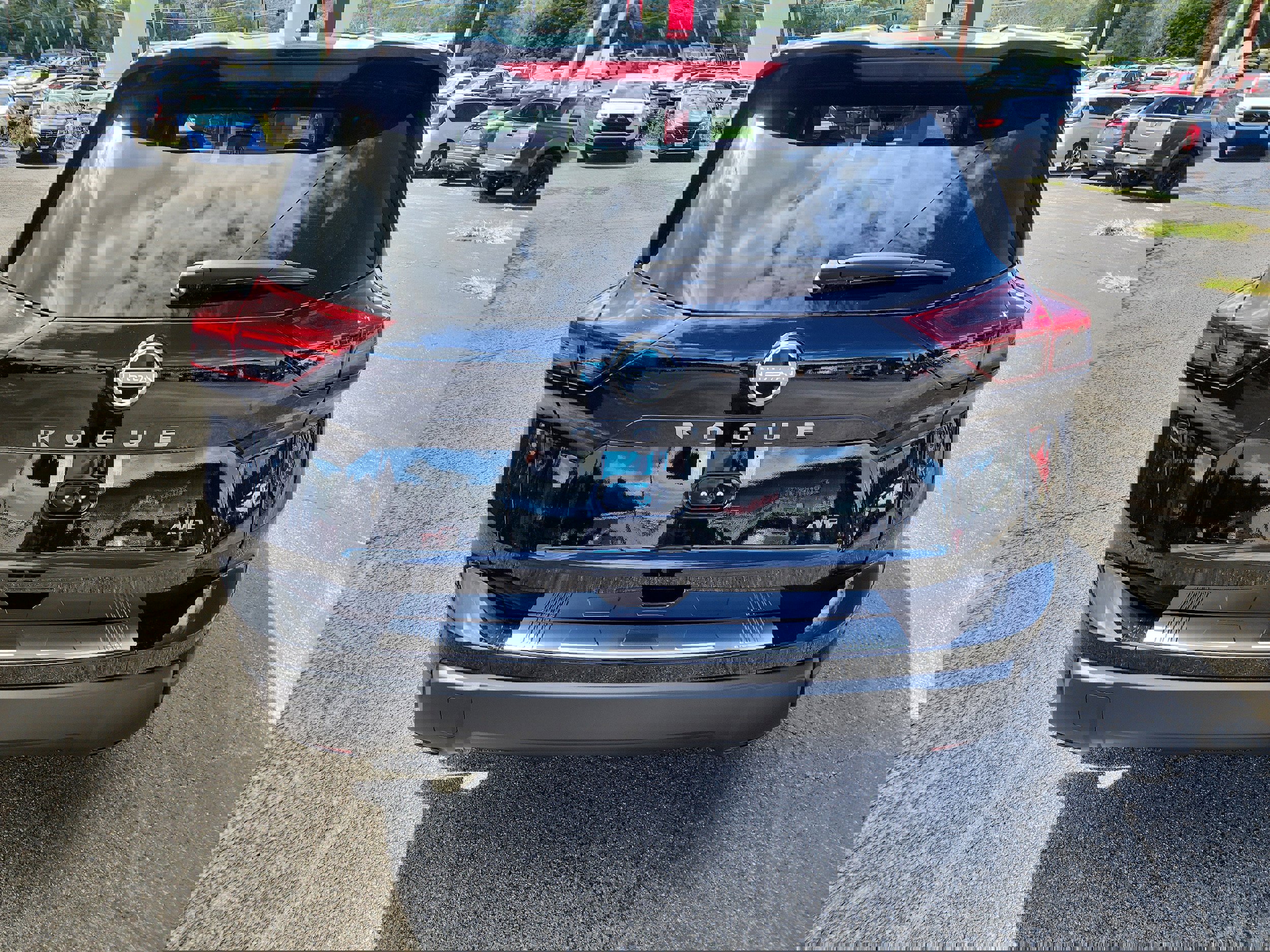 New 2026 Nissan Rogue SV image 7