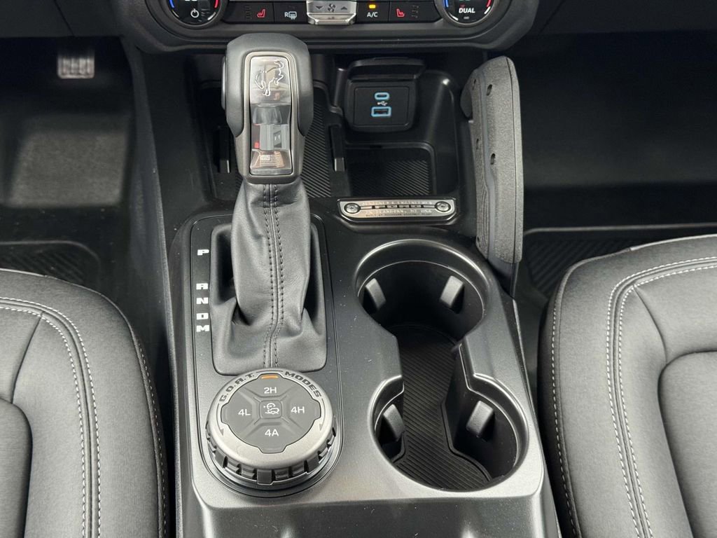 New 2025 Ford Bronco Big Bend w/ Black Diamond Package image 6
