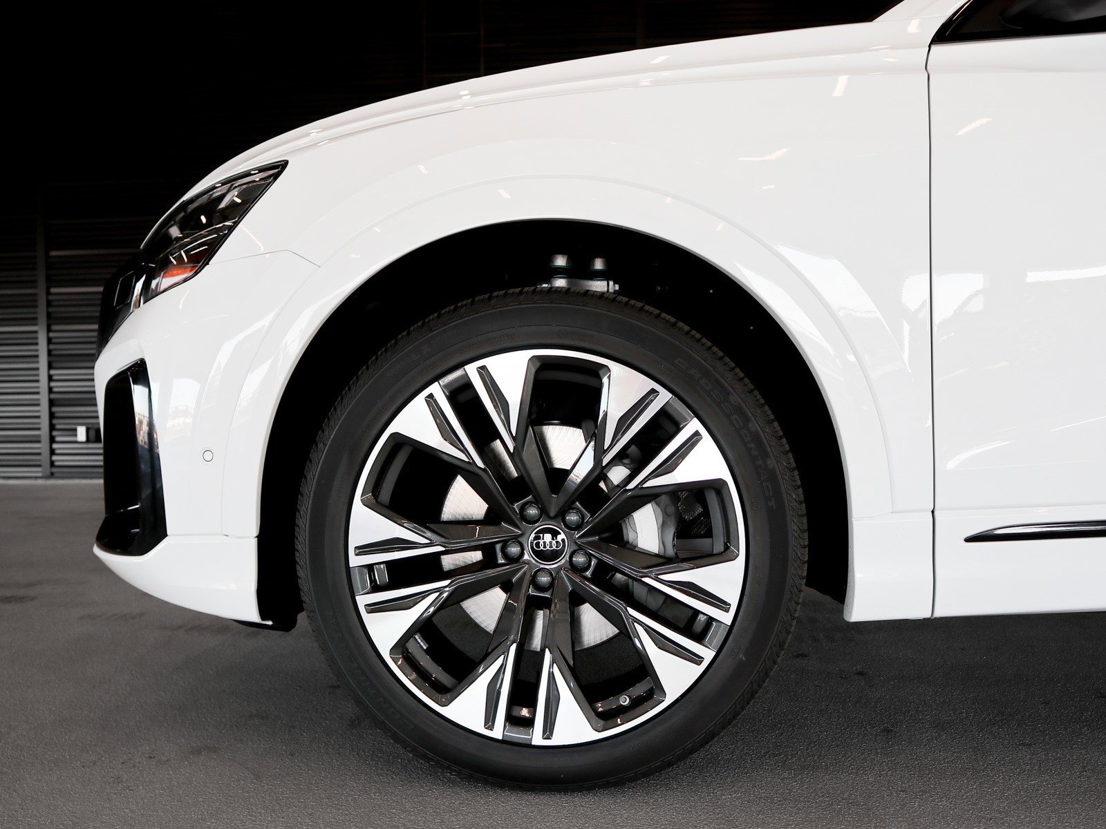New 2025 Audi Q8 Premium Plus image 5