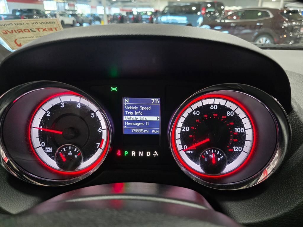 Used 2020 Dodge Grand Caravan SXT w/ Rear Park Assist Package FWD image 31