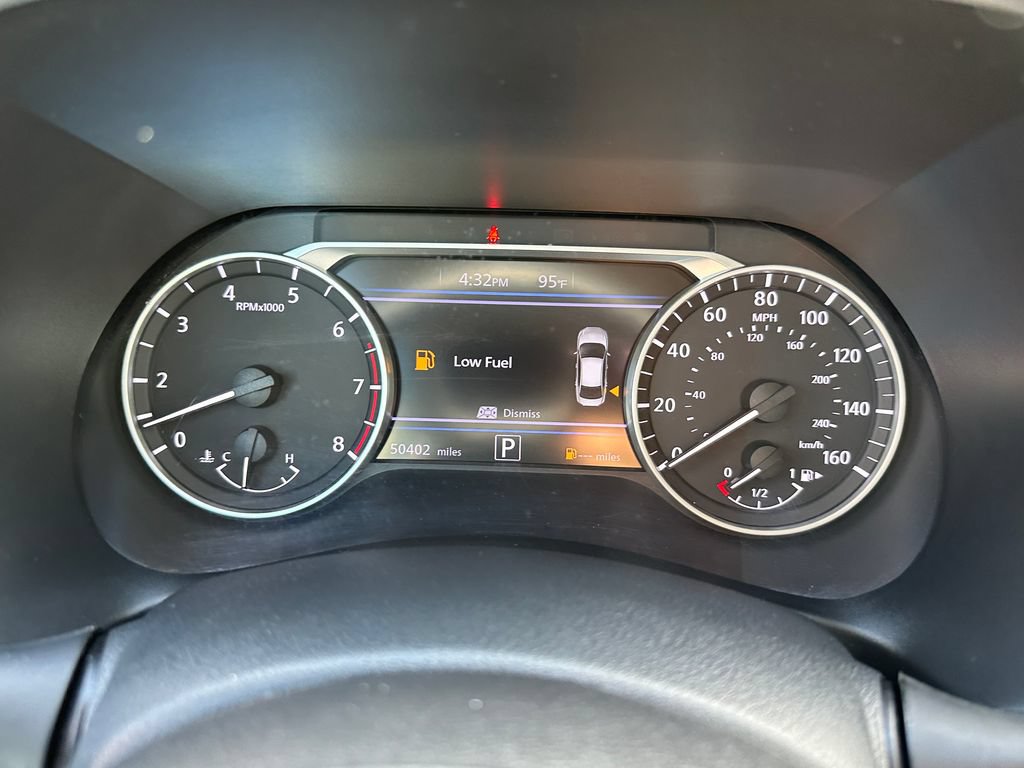 Used 2024 Nissan Sentra SV FWD image 22