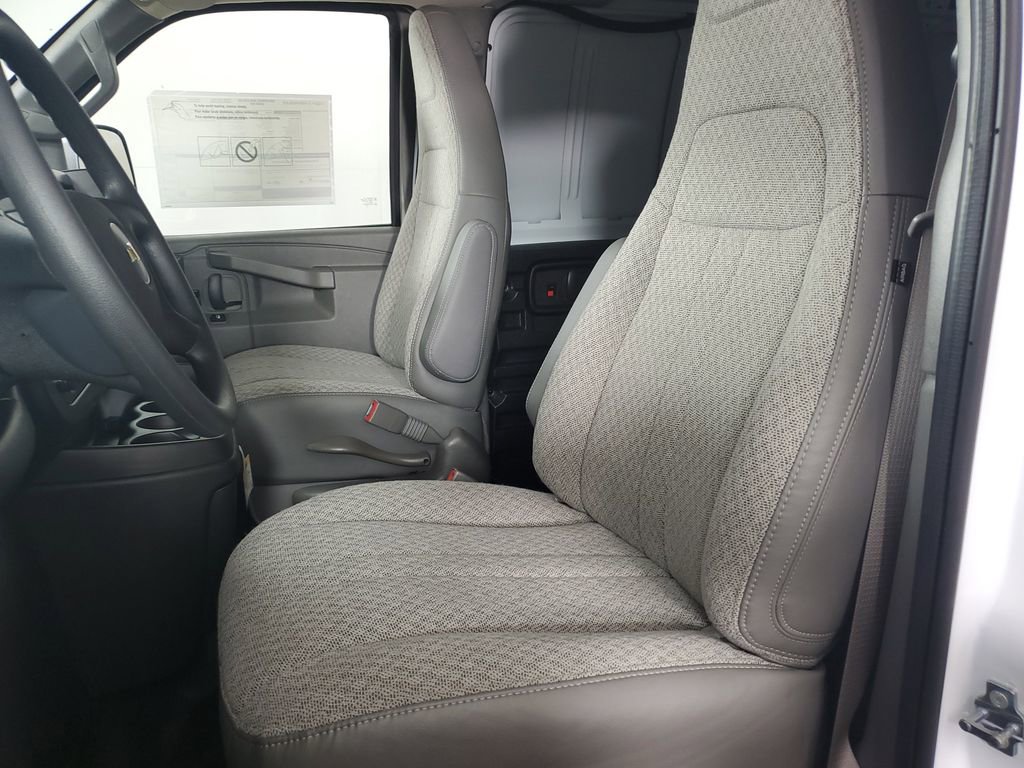 New 2026 Chevrolet Express 3500 Extended w/ Driver Convenience Package image 12
