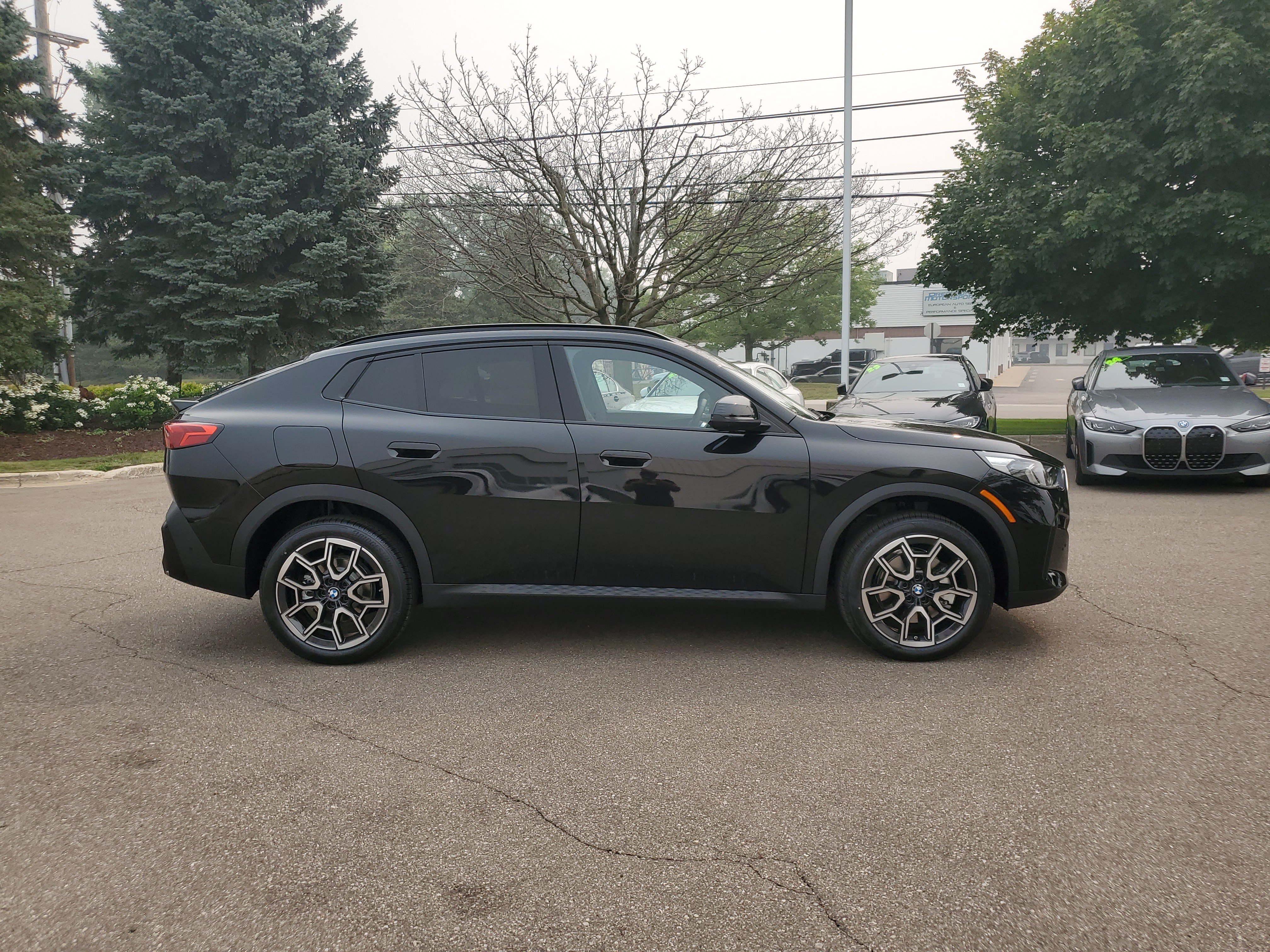 New 2026 BMW X2 xDrive28i w/ Technology Package AWD/4WD image 6