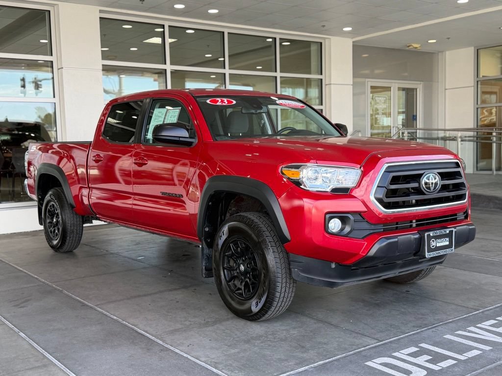 Certified 2023 Toyota Tacoma SR5 AWD/4WD image 8