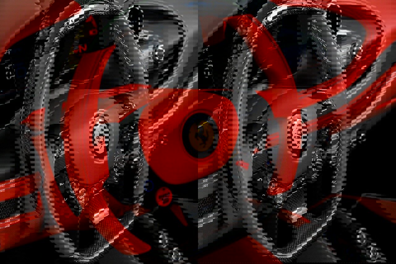 Used 2022 Ferrari F8 Tributo image 28