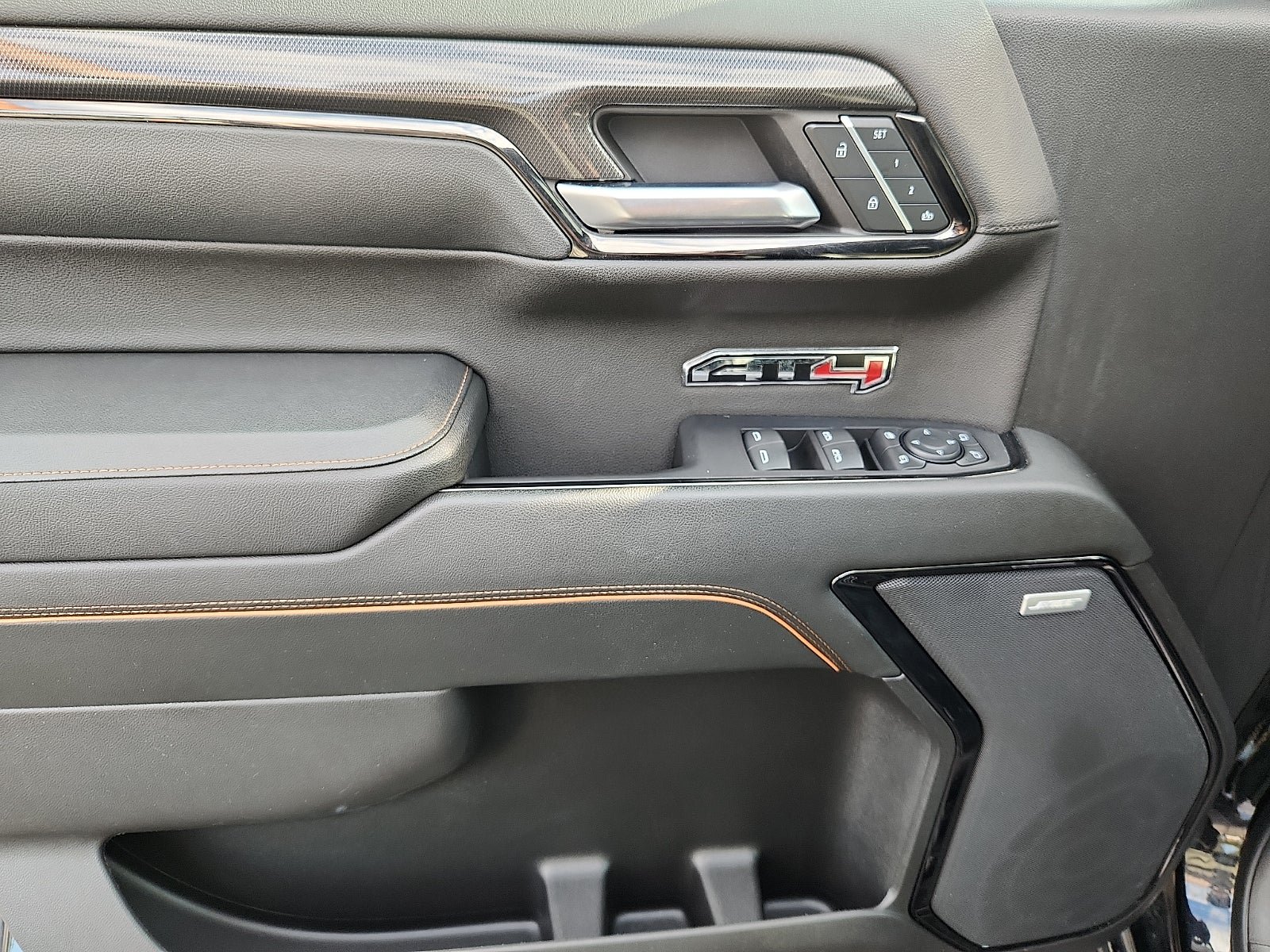 Certified 2024 GMC Sierra 1500 AT4 w/ Technology Package AWD/4WD image 13