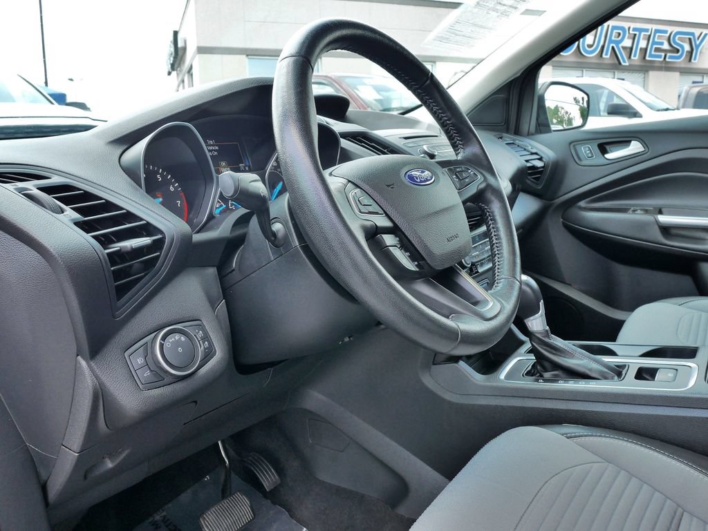 Used 2018 Ford Escape SE w/ SE Sport Appearance Package AWD/4WD image 22