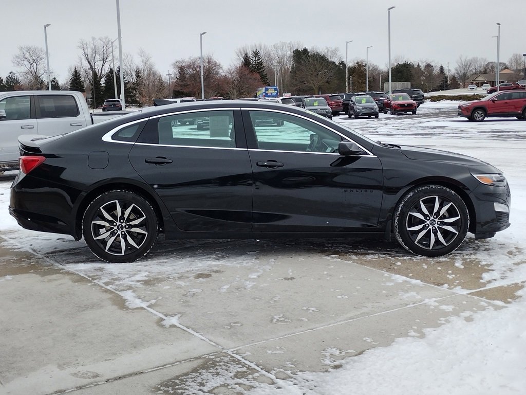 Used 2022 Chevrolet Malibu RS image 12