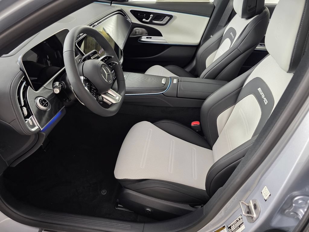 New 2026 Mercedes-Benz E 53 AMG e 4MATIC Wagon image 6
