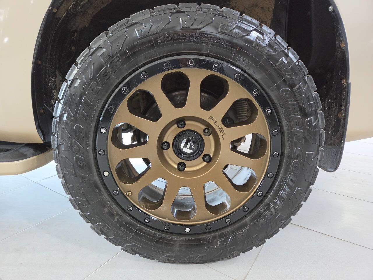 Used 2011 Toyota Sequoia Platinum AWD/4WD image 11