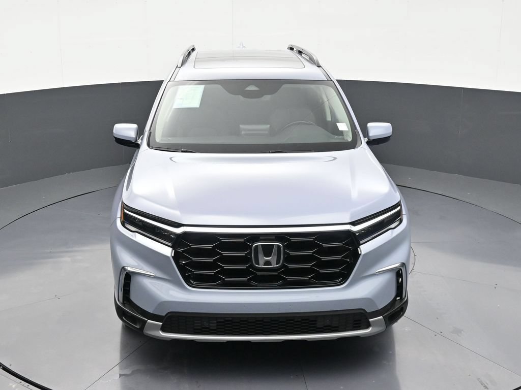 Used 2025 Honda Pilot Touring image 19