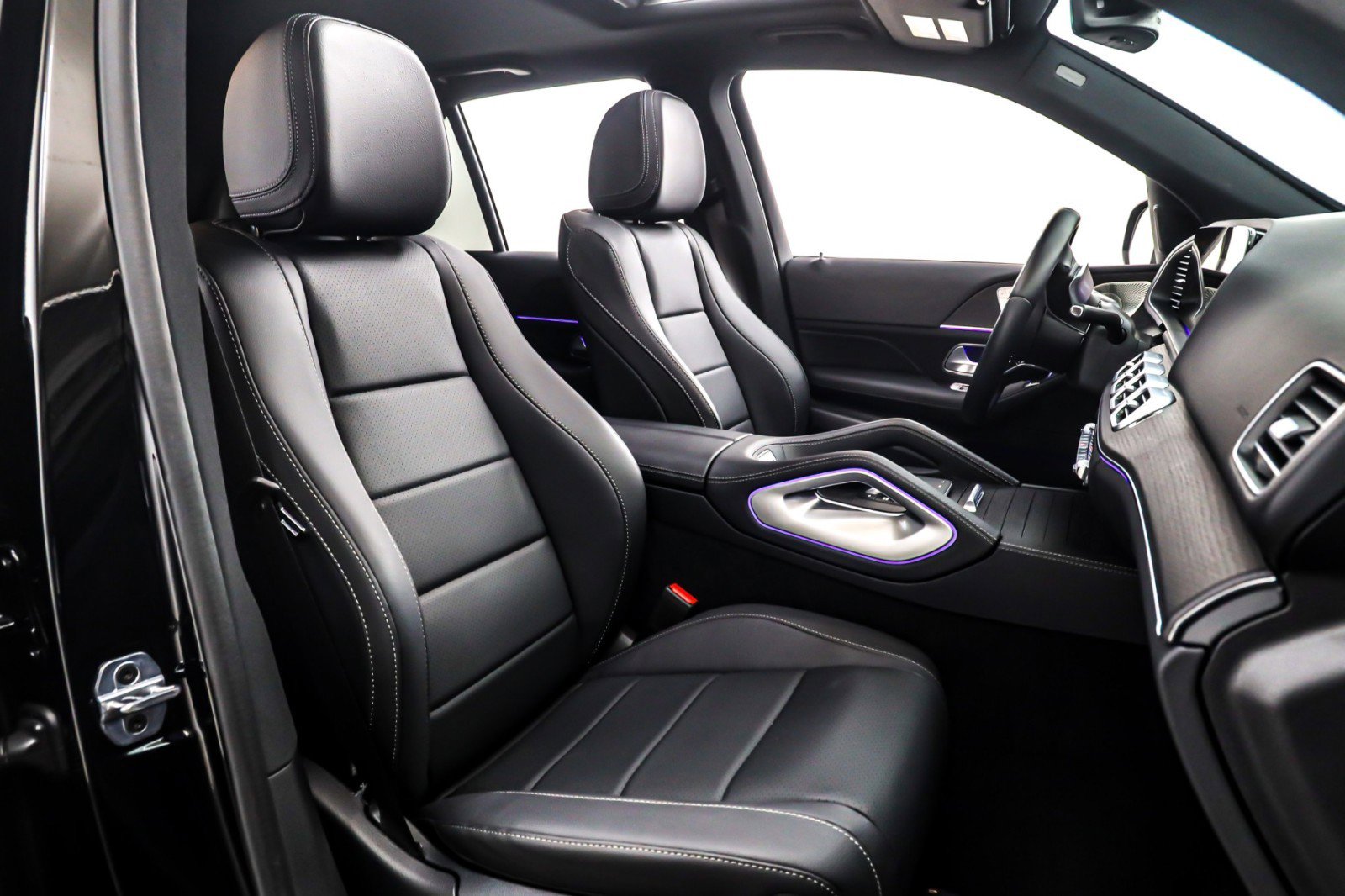 Certified 2025 Mercedes-Benz GLE 350 4MATIC image 8