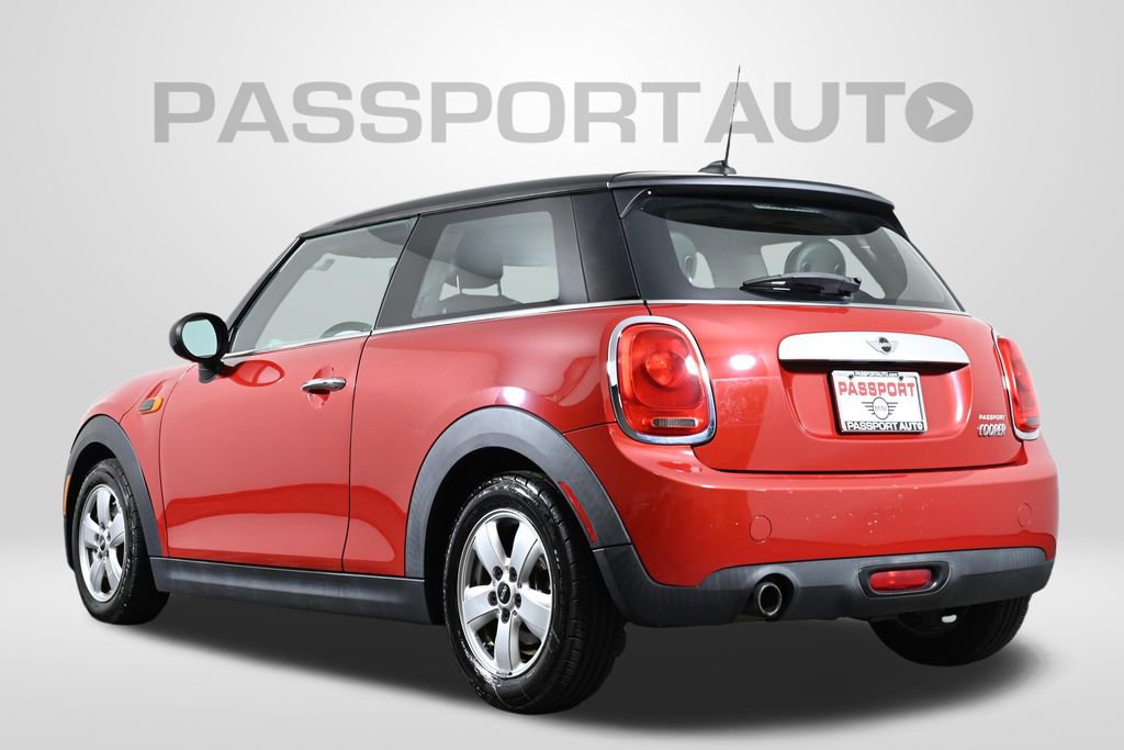 Used 2015 MINI Cooper 2-Door Hardtop FWD image 5
