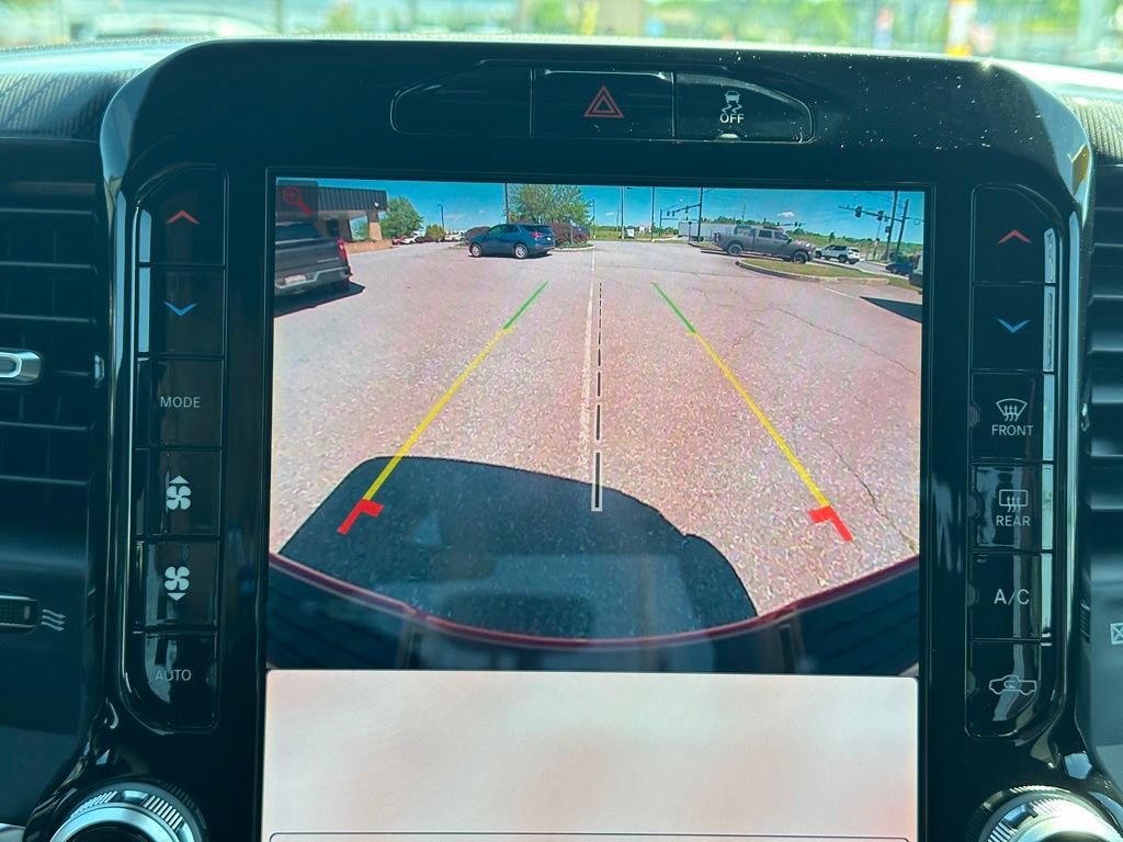 New 2026 RAM 2500 Big Horn AWD/4WD image 30