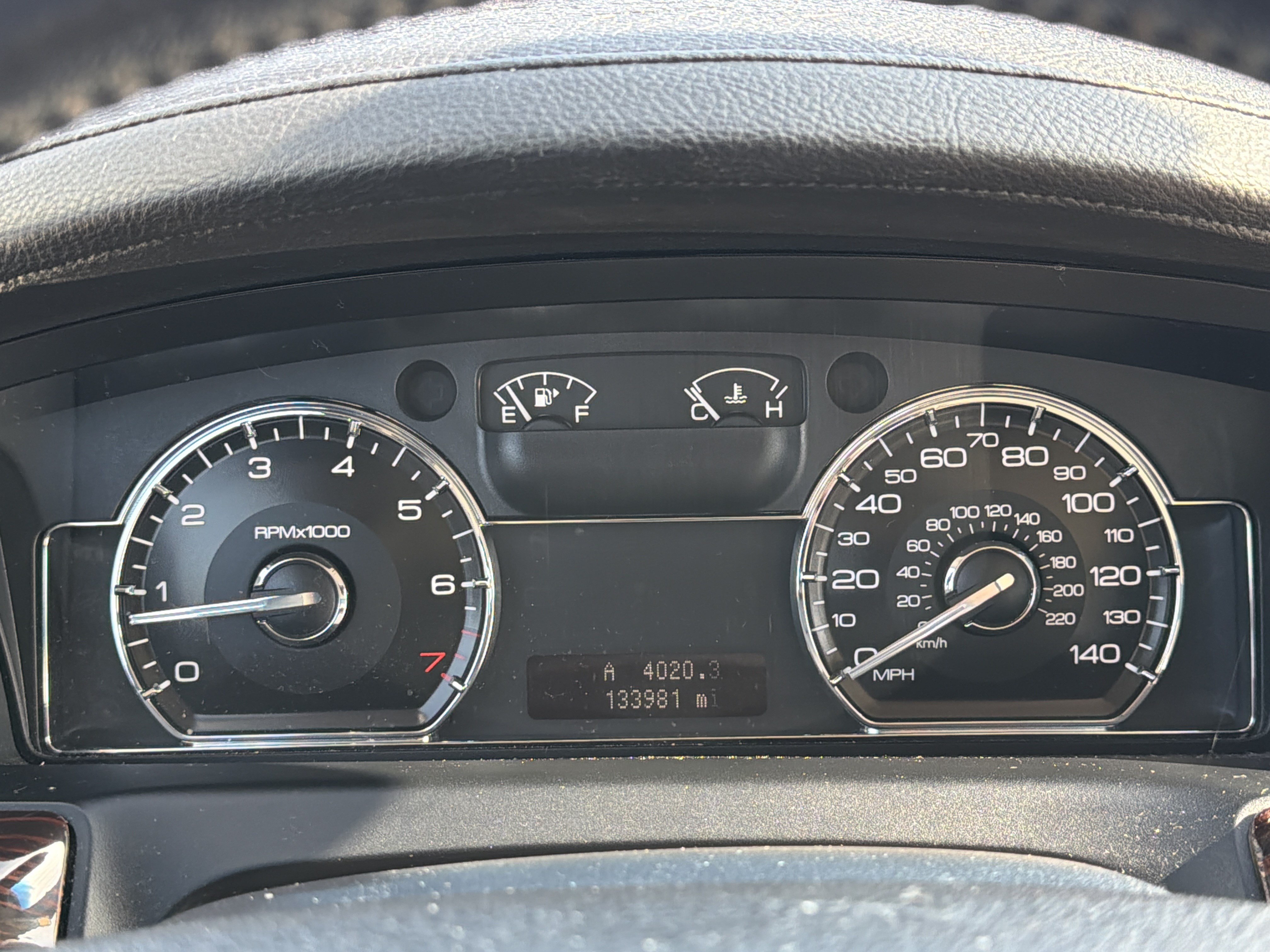 Used 2009 Lincoln MKS FWD image 13