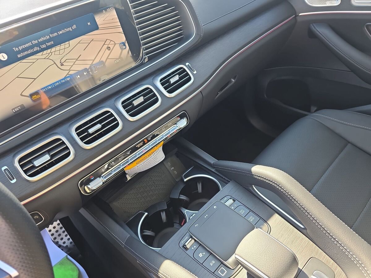 New 2026 Mercedes-Benz GLS 450 4MATIC image 25