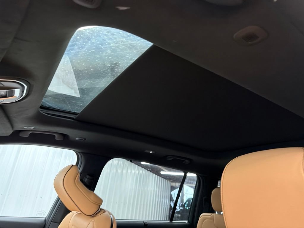 New 2026 Jeep Grand Cherokee L Summit AWD/4WD image 20