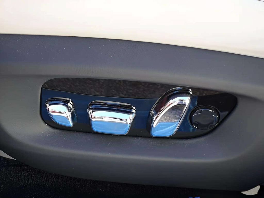 Certified 2024 Rolls-Royce Ghost AWD/4WD image 18