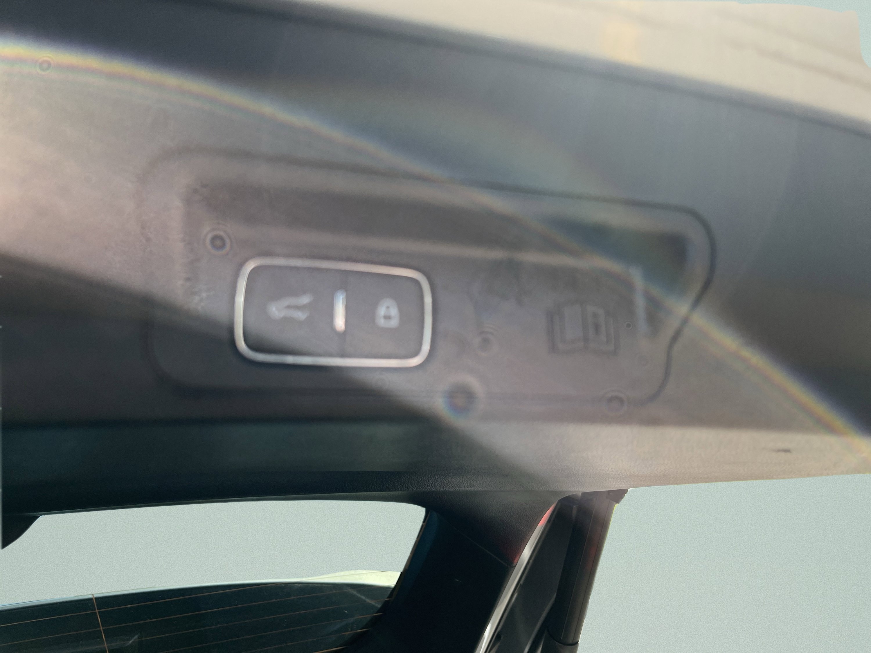 Used 2023 Ford Explorer XLT AWD/4WD image 13