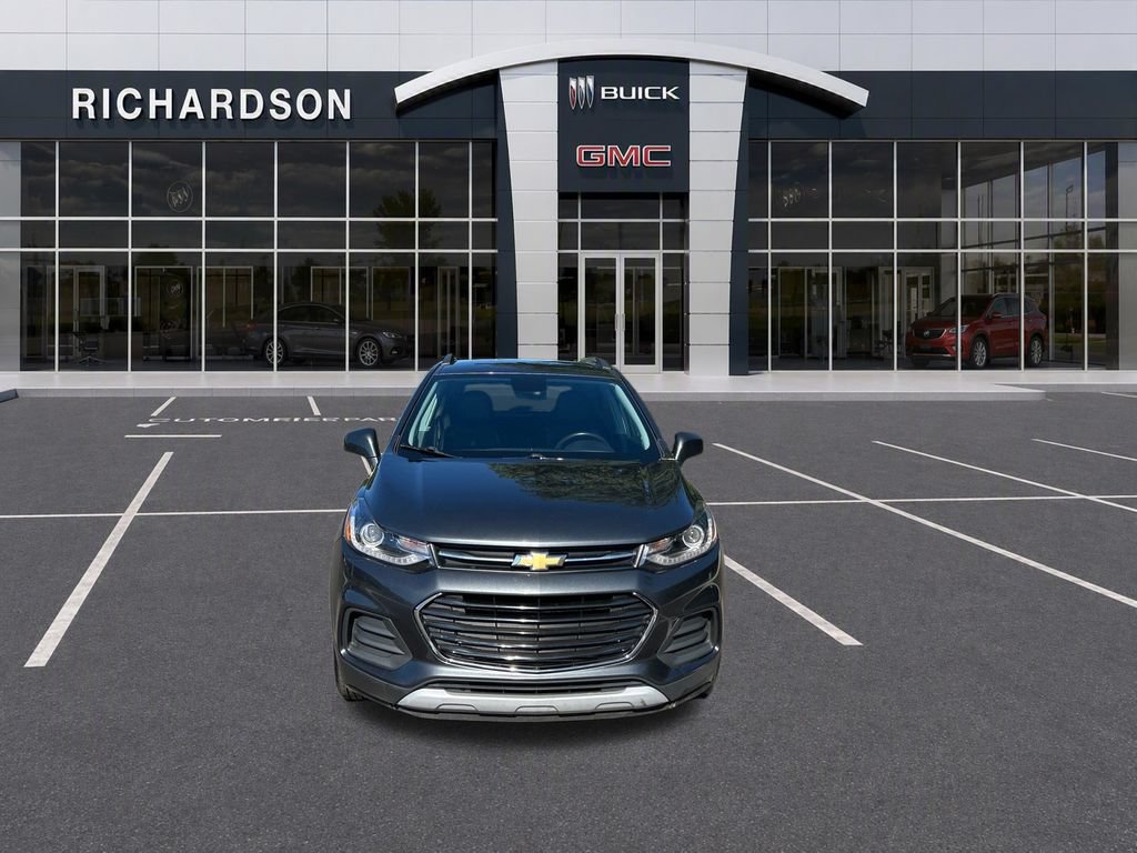 Used 2019 Chevrolet Trax LT w/ LT Convenience Package FWD image 9