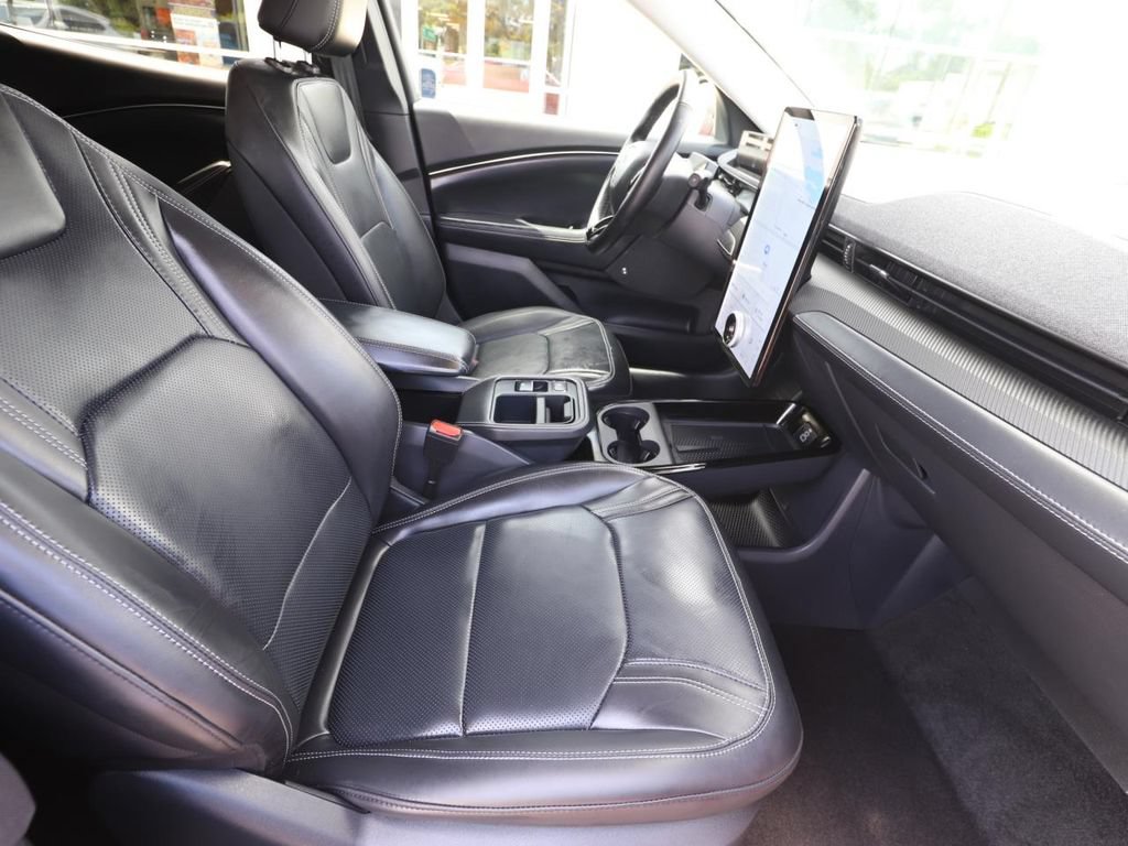 Used 2025 Ford Mustang Mach-E Premium RWD image 14