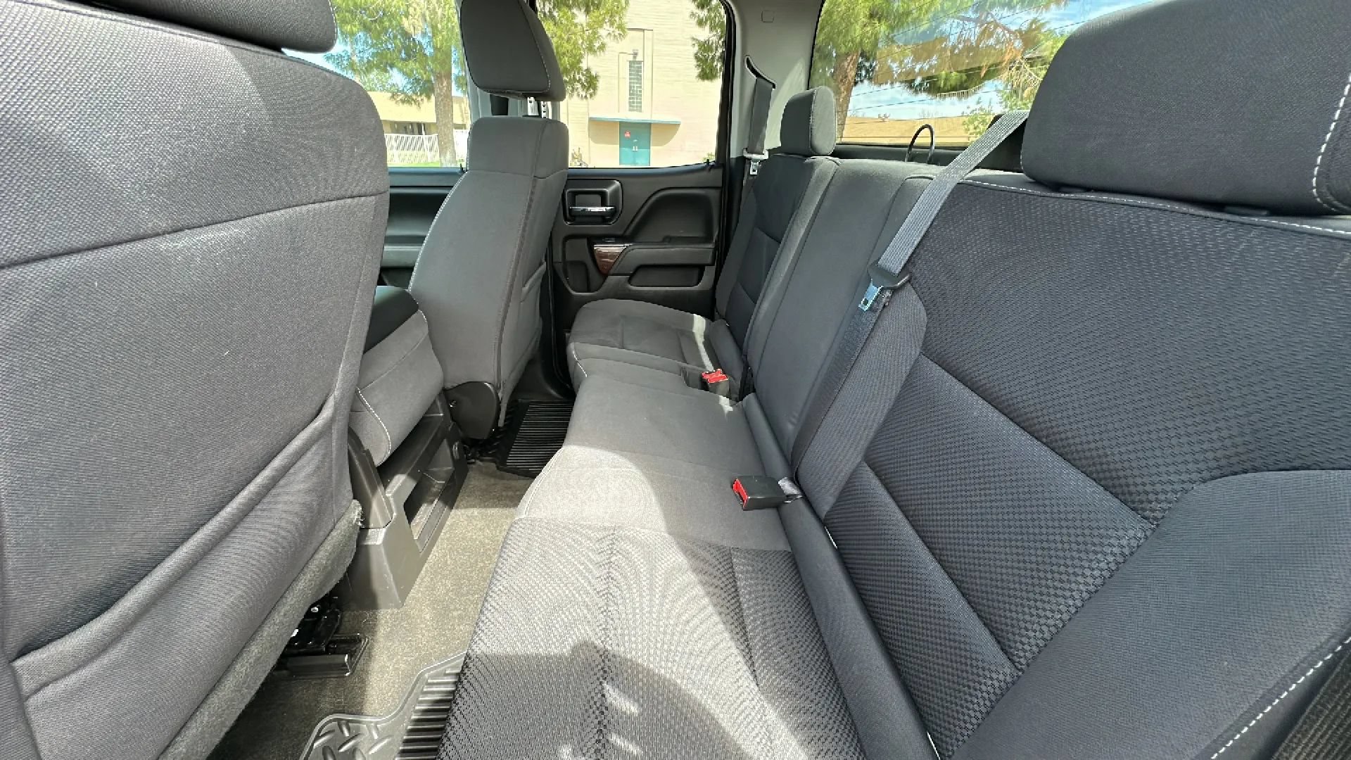 Used 2018 GMC Sierra 1500 SLE w/ SLE Value Package RWD image 10