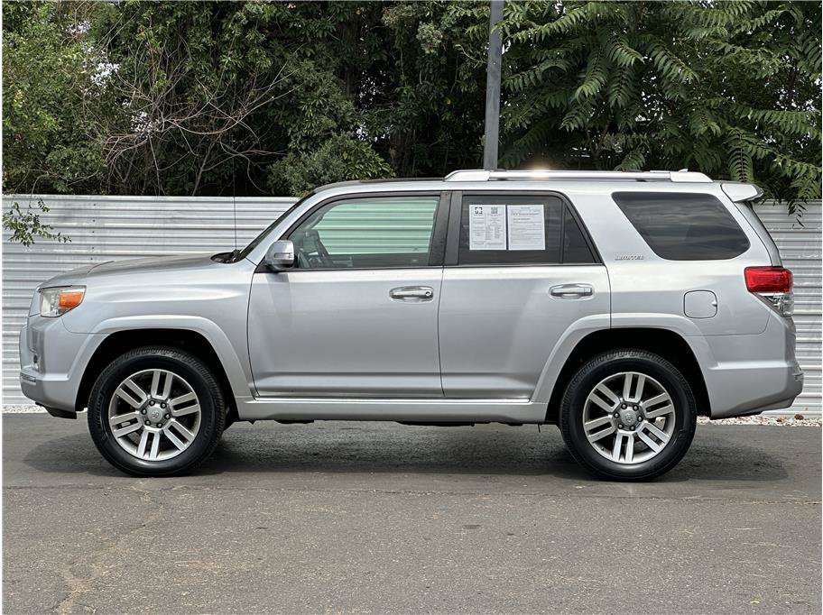 Used 2011 Toyota 4Runner Limited AWD/4WD image 13