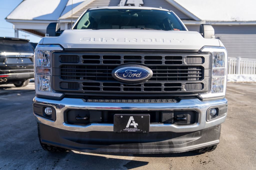 Used 2024 Ford F250 XL image 9