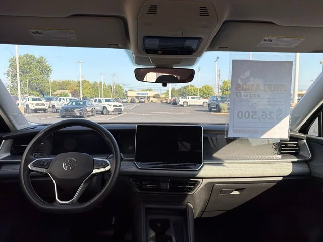 Used 2025 Volkswagen Tiguan S FWD image 11