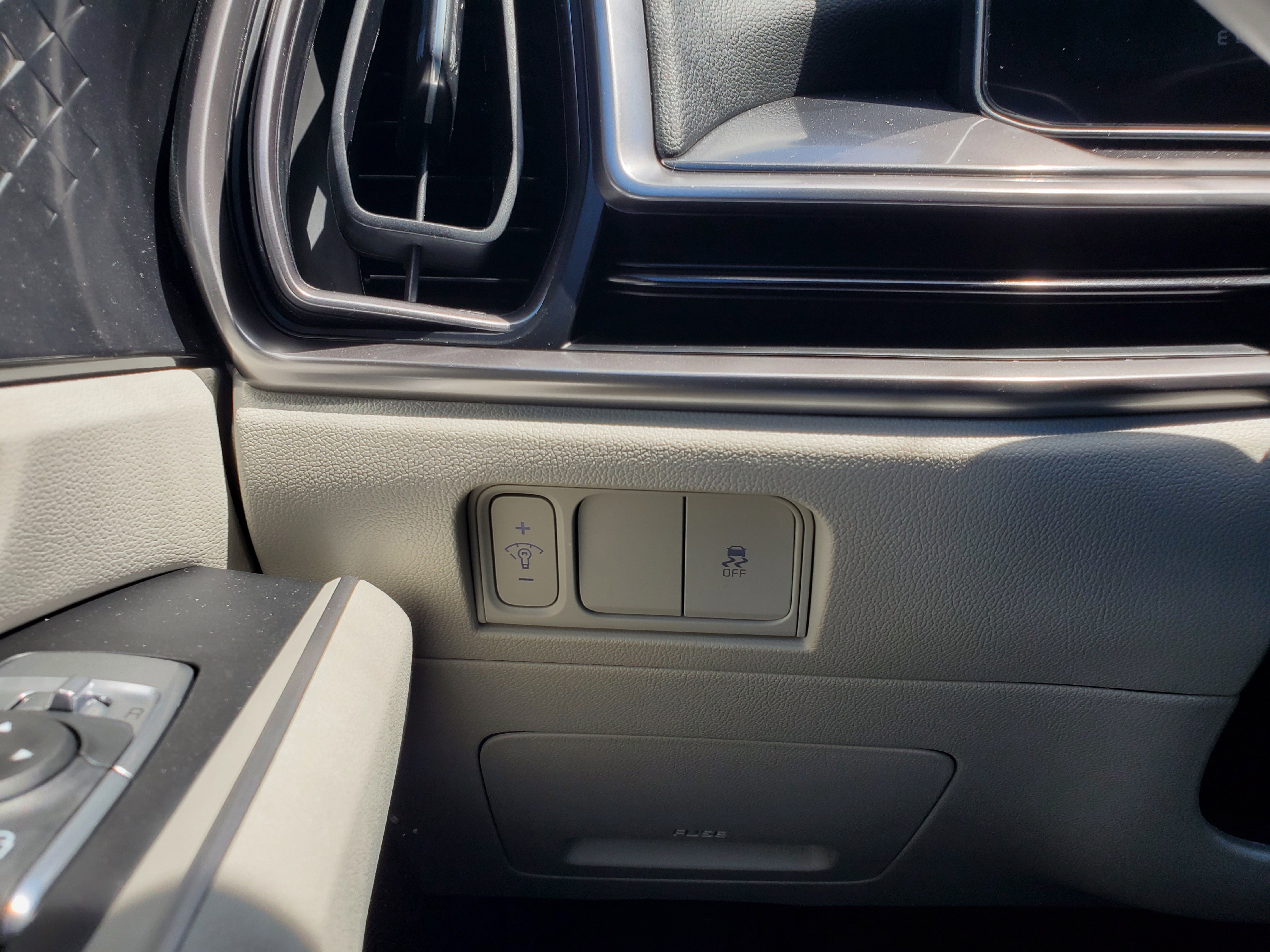 New 2025 Kia Sorento SX image 16