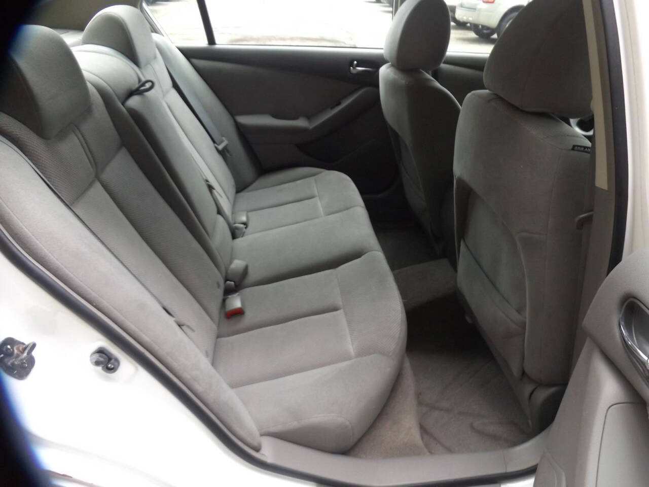 Used 2008 Nissan Altima 2.5 S w/ Emergency Aid Pkg FWD image 18