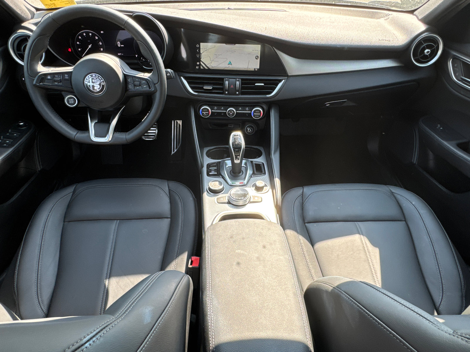 Used 2024 Alfa Romeo Giulia Ti image 27