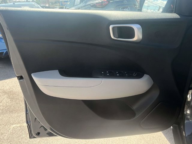 New 2026 Hyundai Venue SEL FWD image 21