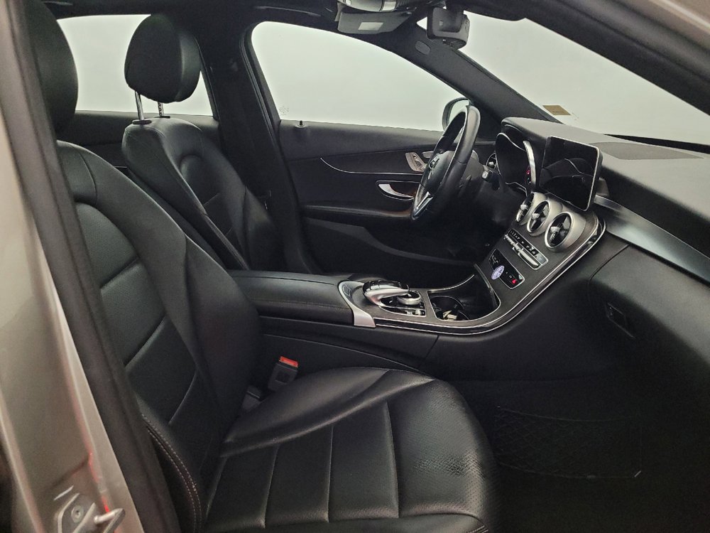 Used 2019 Mercedes-Benz C 300 4MATIC Sedan w/ Multimedia Package image 21