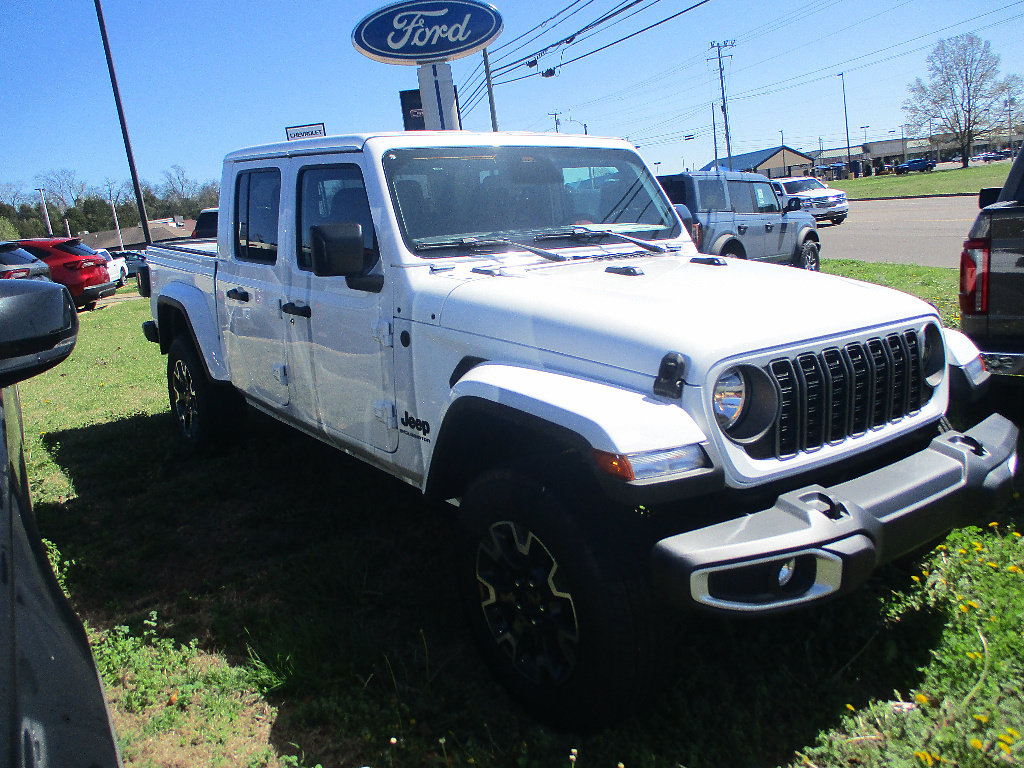 New 2026 Jeep Gladiator Sport AWD/4WD image 1