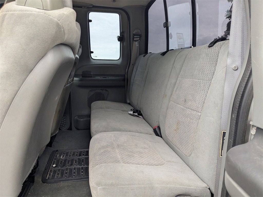 Used 2004 Ford F350 XL image 13