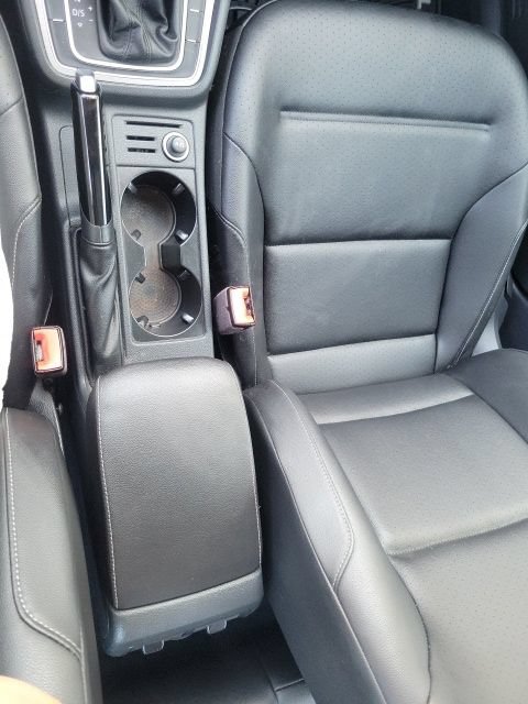 Used 2017 Volkswagen Golf Wolfsburg Edition FWD image 21