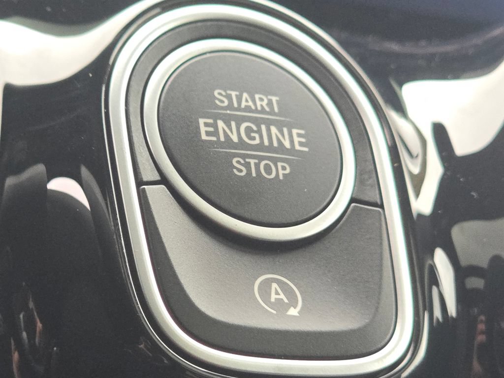 New 2026 Mercedes-Benz GLA 250 4MATIC image 36