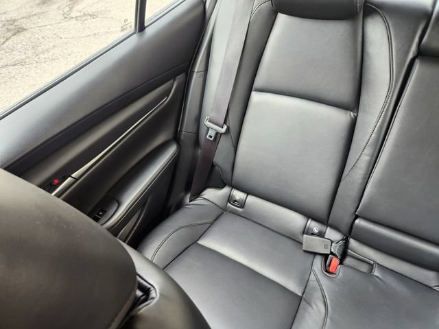 Used 2023 MAZDA MAZDA3 s FWD image 15