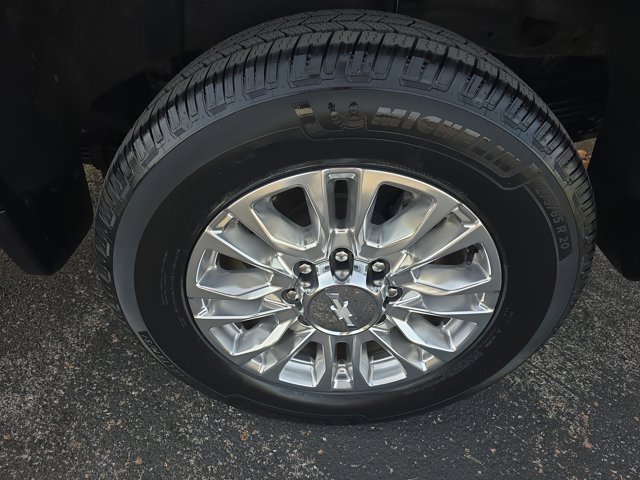 Used 2020 Chevrolet Silverado 2500 High Country w/ Z71 Off-Road Package image 14