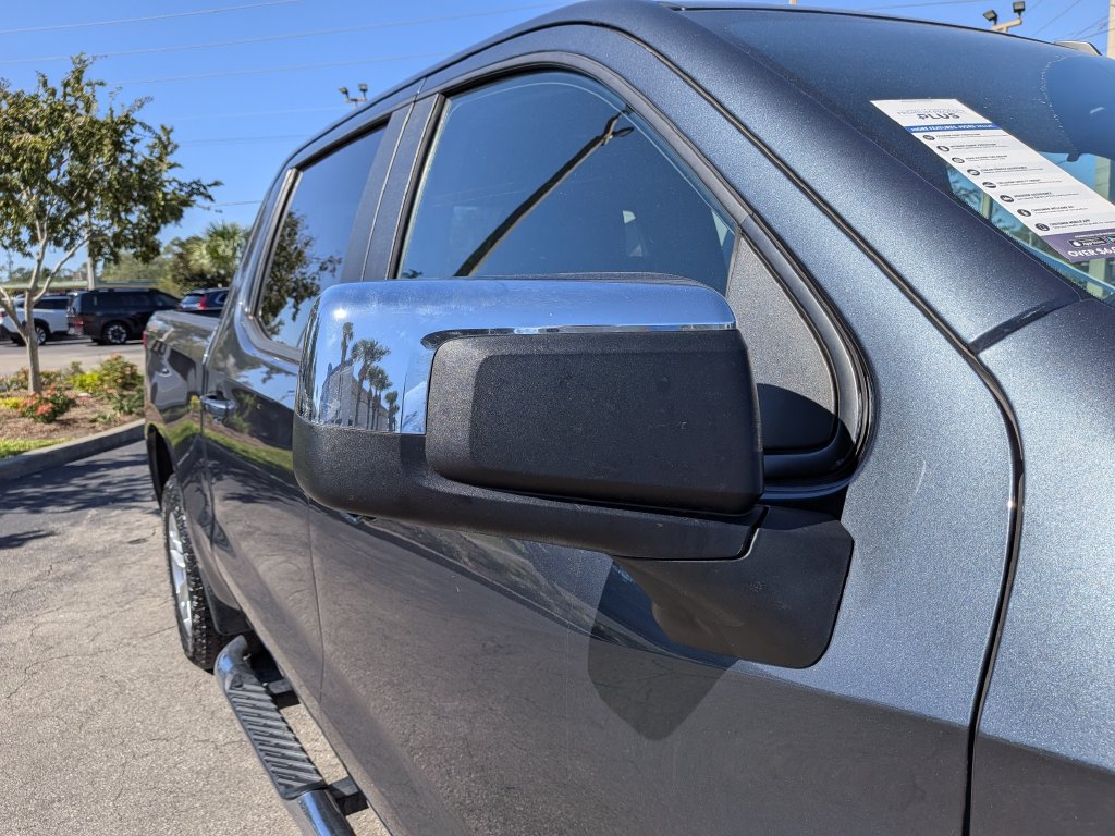 Used 2019 Chevrolet Silverado 1500 LT w/ All-Star Edition AWD/4WD image 11