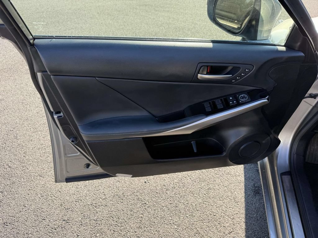Used 2019 Lexus IS 300 AWD w/ Navigation Package image 11