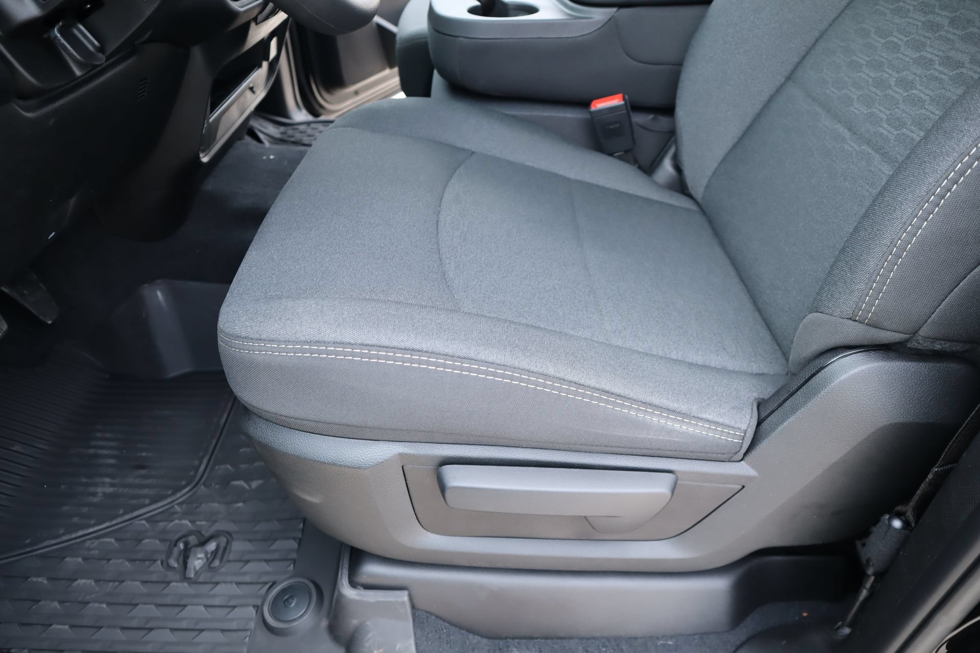 New 2027 RAM 2500 Tradesman AWD/4WD image 11