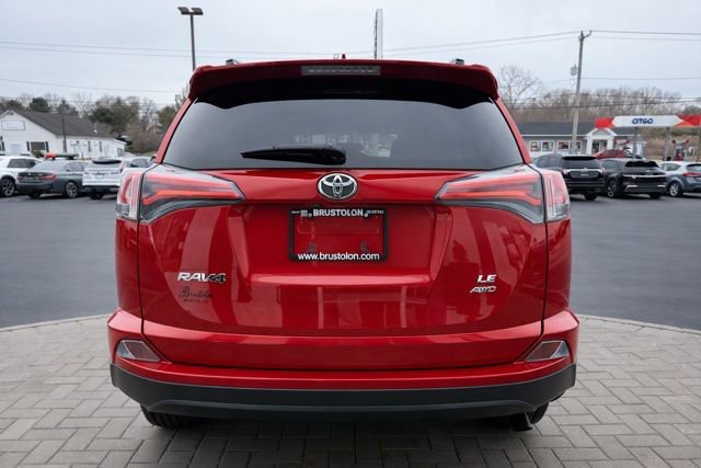 Used 2016 Toyota RAV4 LE image 8